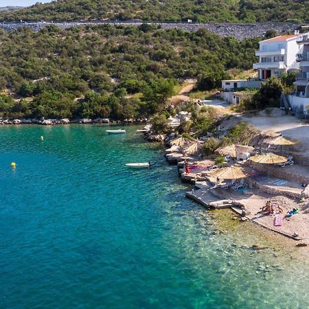 Beautiful Fully Renovated Apartment By The Sea, Large Balcony With Enchanting Views Neum Ngoại thất bức ảnh
