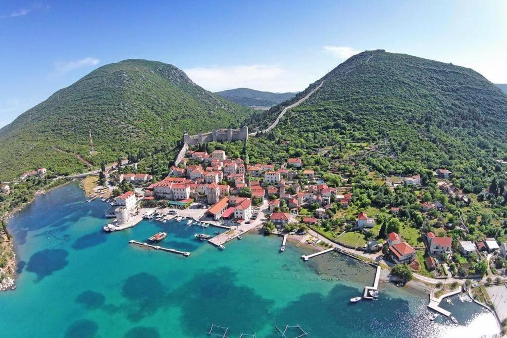 Beautiful Fully Renovated Apartment By The Sea, Large Balcony With Enchanting Views Neum Ngoại thất bức ảnh