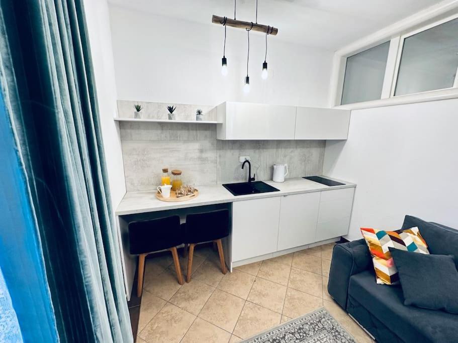 Beautiful Fully Renovated Apartment By The Sea, Large Balcony With Enchanting Views Neum Ngoại thất bức ảnh